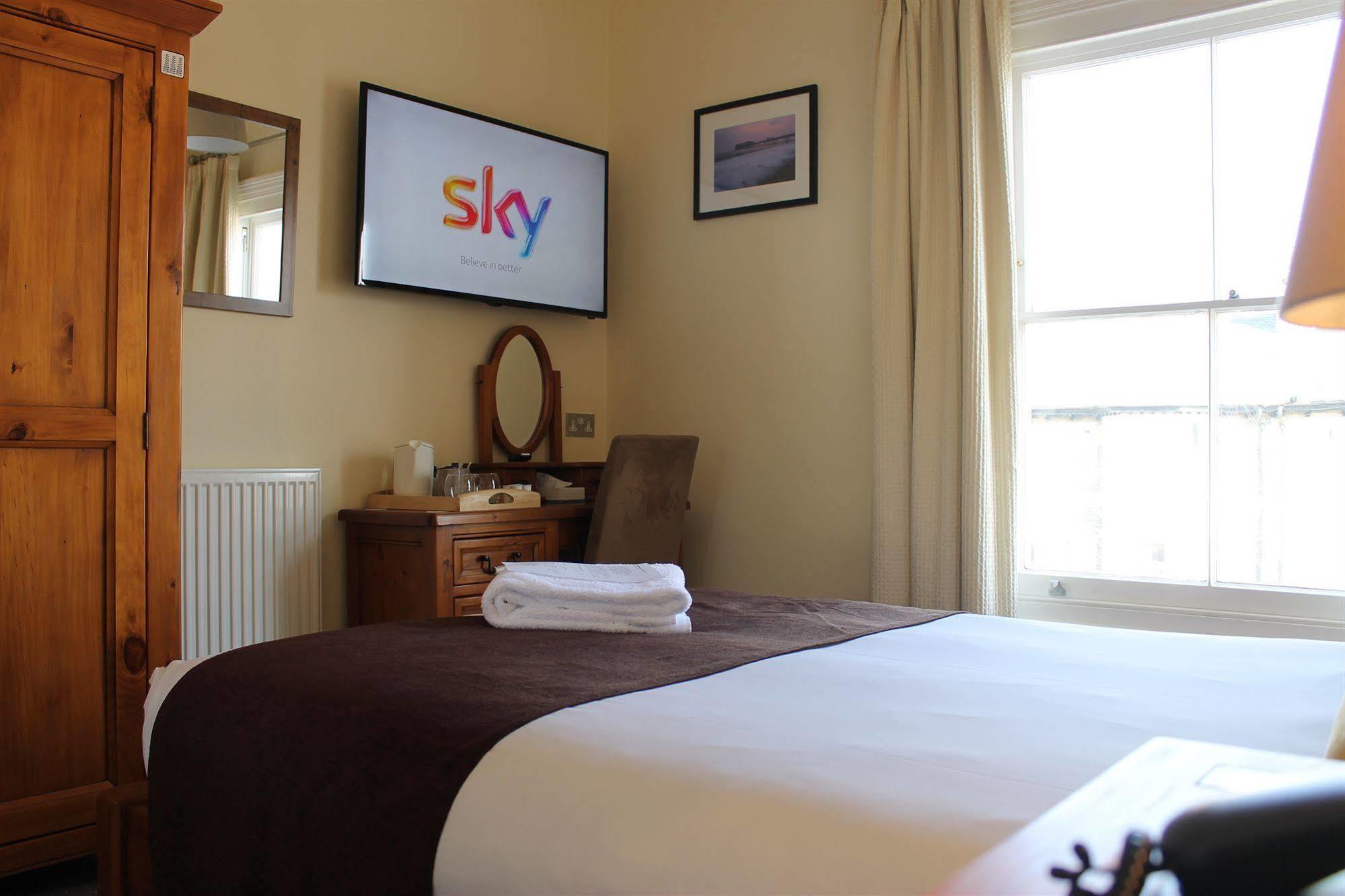 Andover House Hotel Great Yarmouth Buitenkant foto